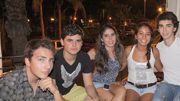 Shaka Bar Nightclub